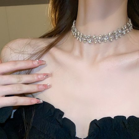 Zirkon vatten droppe choker halsband, lätt lyx, nisch high-end, krage, höst- och vinterklänning, mångsidigt temperament tillbehör