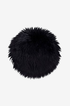 House Nordic - Rund siddehynde af lammeskind i syntetmateriale. I hvid Ø 35 cm - Sort - Siddehynder & stolehynder - Fra Homeroom