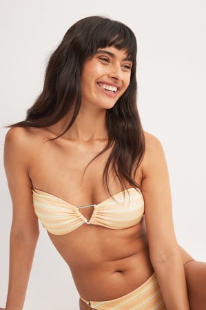 Amanda MPN x NA-KD Triangle Detail Bandeau Bikini Top - Bikinis - Orange/Rayé - XXS