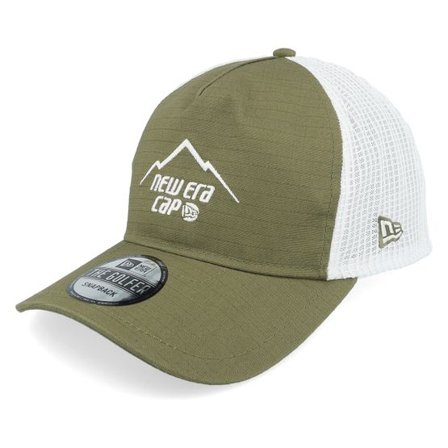New Era - Grön trucker Keps - Outdoor Golfer Pc Olive/White Trucker @ Hatstore