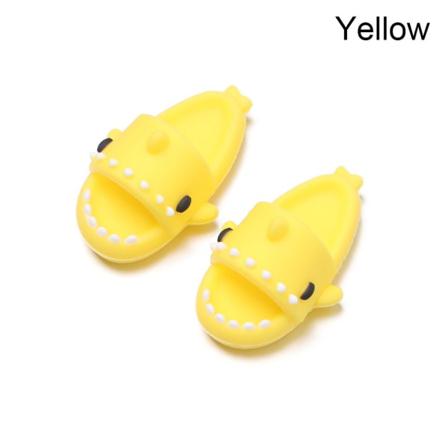 Dockskor Shark Tofflor Gul
