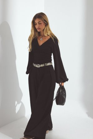 NA-KD - Bluse med volumermer - Bluser - Svart - S