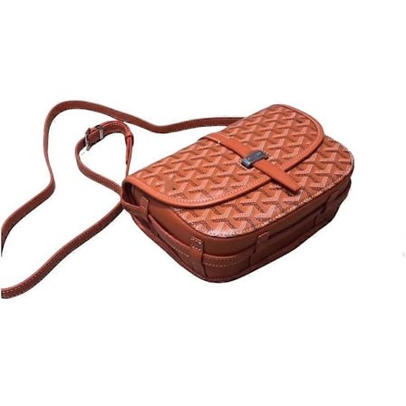 Pieni neliönmuotoinen olkalaukku