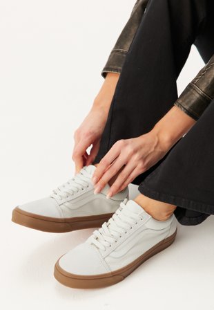 Vans - Old Skool Sneakers - Marshmallow/Gum - Kläder - - Bubbleroom
