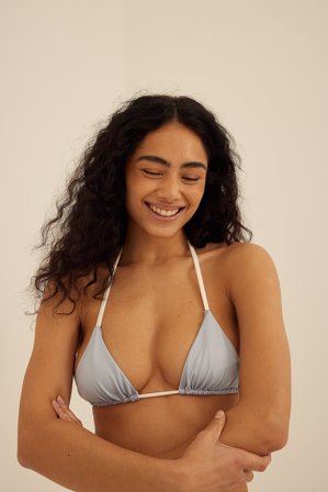 Ella Karberg x NA-KD Haut de bikini - Bikinis - Bleu - XS