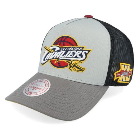 Mitchell & Ness - NBA Grå trucker Keps - Hatstore Exclusive x Cleveland Cavaliers Iron Grey/Black Trucker @ Hatstore