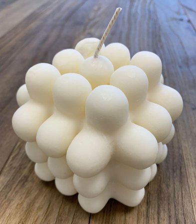 Andrej Urem Milk-Candle Kubbelys Originalen fra USA 10x10x9cm 60t soyavoks