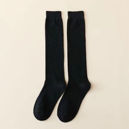 Mustat naisten löysät korkeat putkisukat, mukava kangas, paksut säärystimet, parantavat unta, liukumattomat lattiasukat 4