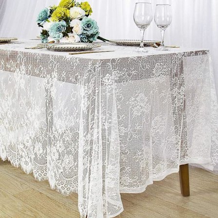 Utendørs eleganse: 60x120-tommers hvit blondeduk - Vinyloverlegg