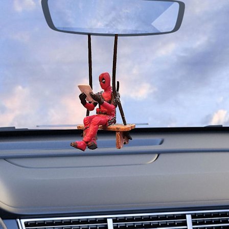 Sjovt Anime Bil Spejl Hængende Tilbehør Bil Vedhæng Læsning Deadpool Ornamenter Auto Bakspejl Dekoration Bil Tilbehør Julegaver Bil