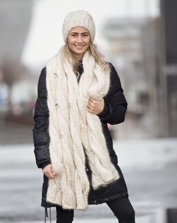 Beskrivning Mössa och halsduk