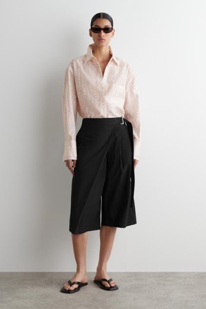 COS Femme Chemise Imprimée Fluide in Rose