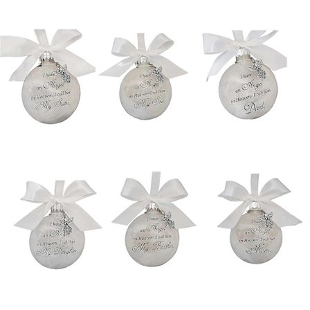 Jeg har en engel i himlen kuglepynt jeg kalder hende mor datter til bror far