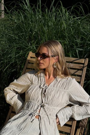 Michaela Wissén x NA-KD Långärmad blus med knytdetalj - Sommarset - Grön - EU 40