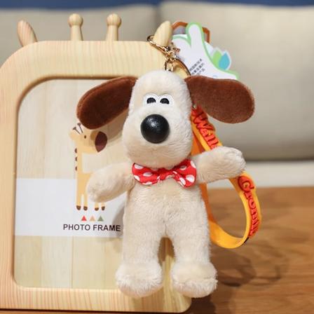 Plush Nyckelring Gromit 12Cm Plysch Leksak Ryggsäck Hängande Nyckelring Kawaii Söt Nyckelring Bilnyckel Dekoration Julgåva 7