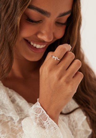 Pilgrim - Lulu Bow Stack Ring -pla - Silver - Kläder - - Bubbleroom