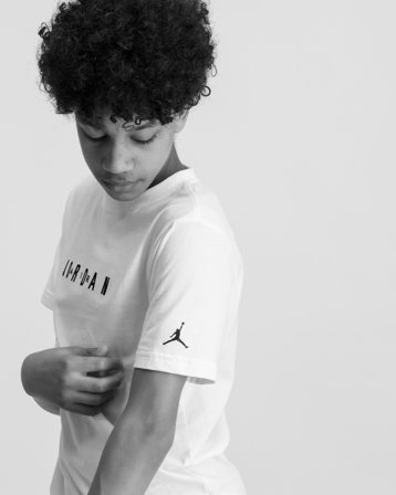 Nike Jordan JDB MJ WORDMARK EMB CREW Hvit Genser Gutt - Kids Brand Store