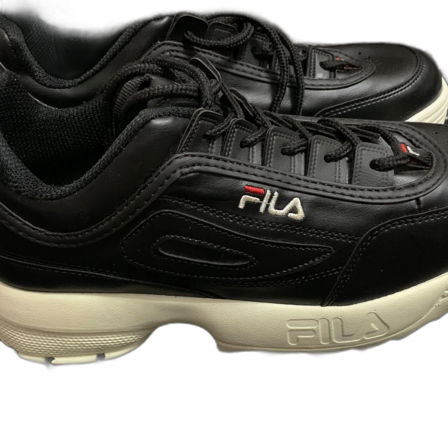 Svarta Fila sneakers med chunky sula