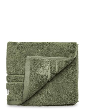 Premium Towel 50X70 Home Textiles Bathroom Textiles Towels & Bath Towels Vihreä GANT