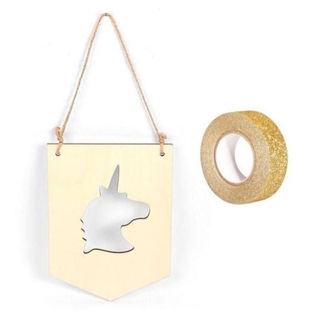 Trävimpel att hänga 20 x 15 cm Unicorn + gyllene glitter maskeringstejp 5 m