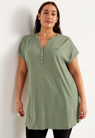 Cellbes of Sweden - Trikåtunika i modalmix med metallknappar - ljus khakigrön - för damer - 58/60