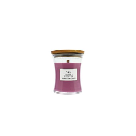 WoodWick Wild Berry & Beets scented candle with wooden wick 275 g