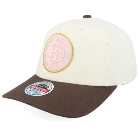 Mitchell & Ness - Beis adjustable Gorra - Brooklyn Nets Blush Sand Cream/Brown A-Frame Adjustable @ Hatstore