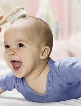 Reer Medium Baby Hair Brush Natrual Line - Beige - ONE SIZE