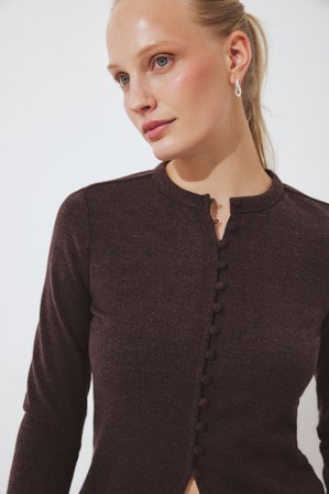 NA-KD Topp med knappar fram - Koftor & Cardigans - Brun - L