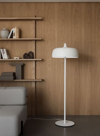 Acorn gulvlampe H148 - matt hvit