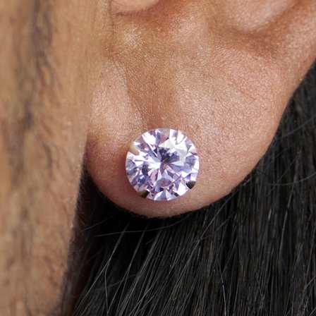 Světle fialová 8 mm zirkonová náušnice pro muže - Pecky a kroužky