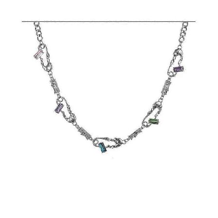 Halsband med färgat kristallgem-hänge