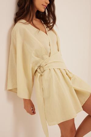 NA-KD Boho Robe portefeuille en lin nouée à la taille - Robes de Printemps - Beige - EU 38