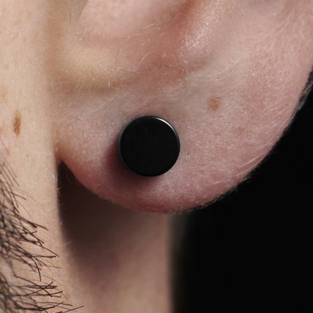 Clou d'oreille style ''faux écarteur'' en acier inoxydable noir de 6 mm pour hommes - Clous d'oreille - pour Hommes - Lucleon