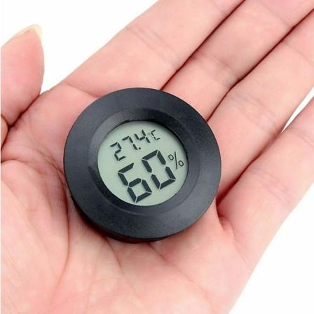 Mini 4,5 cm musta digitaalinen lämpömittari-hygrometritdigitaalinen, LCD-näyttö, sisä- ja ulkokäyttöön sopiva pyöreä
