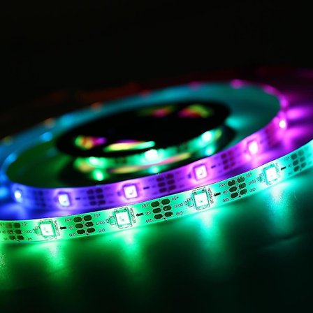 WS68 12 RGB 5050 SMD Vanntett 5V LED Hvit Stripe Batteri