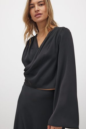 NA-KD Haut asymétrique coupe cache-cœur à manches longues - - Noir - EU 40