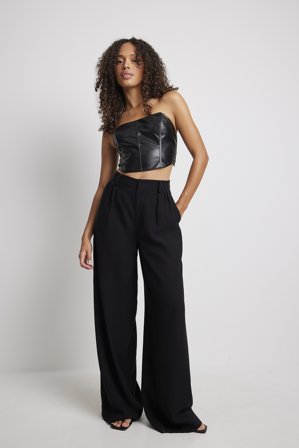 NA-KD Trend Corset en simili cuir avec smocks au dos - - Noir - EU 52