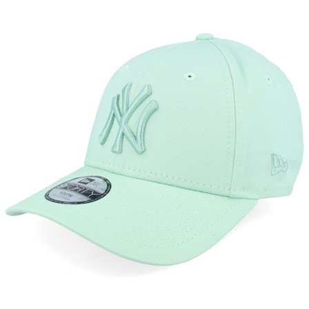 New Era - MLB Grön adjustable Keps - New York Yankees League Essential 9FORTY Pale Green Adjustable @ Hatstore