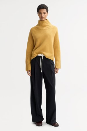 Soft Goat - Girlfriend turtleneck - Kaschmirpullover für Damen - L - Light Honey