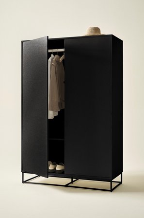 Jotex - Garderobe Svart matt svart - LYCKEBY - Kjøp Klesskap hos Jotex