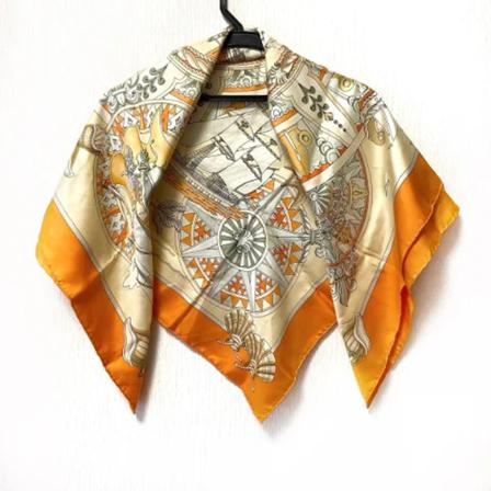 Hermès Vintage Pre-owned Silk scarves Orange, Dame Vintage Accessories, Størrelse: ONE Size