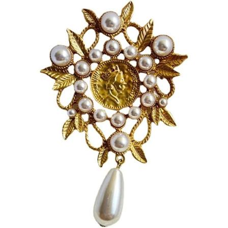 Vedenpisaran Lehtihaara Helmi Broo i Elegantti Kauneuskuningatar Kameo Broo i Ontto Barokki Kulta Nainen Kuten Takki Pusero