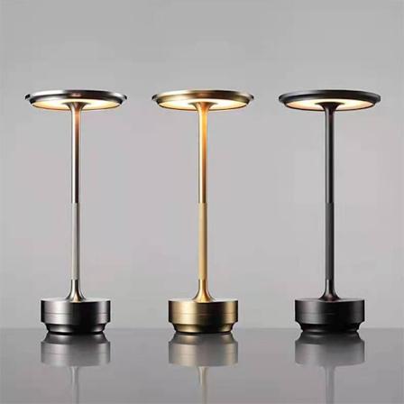 Ladeskrivebordlampe, dimbar, vanntett, metall, USB-oppladbart skrivebordlampe - 1 stk - WELLNGS svart