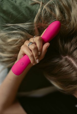 Yellooh: One-Hand Vibrating G-Spot Dildo - Sexleker Vuxen: For henne