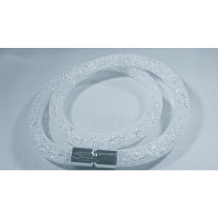 Dobbelt hvidt armbånd fyldt med hvide krystaller