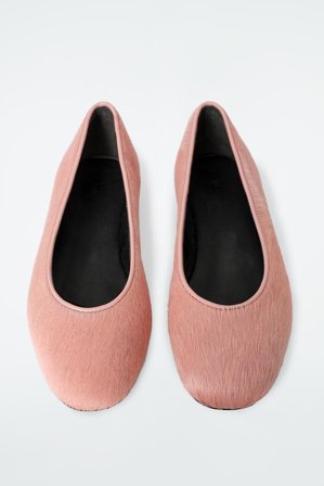 COS Femme Ballerines En Cuir Façon Poulain in Rose