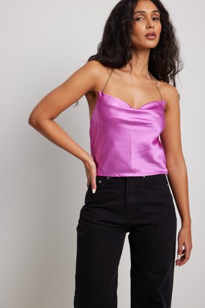 NA-KD Party Top mit Wasserfallfront und Kettendetail - Rückenfreies Top - Rosa - EU 32