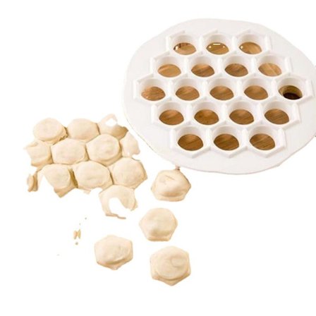 Plastform til dumplings med 19 huller - russisk og ukrainsk tilbehør til bagværk og bageri
