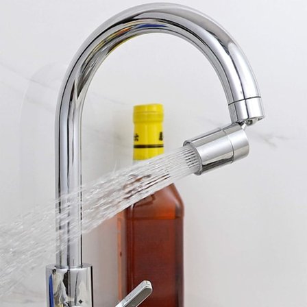 Stor vinkel kranluftare svängbar kranluftare dubbelläge kökskran svängbar stänksäker